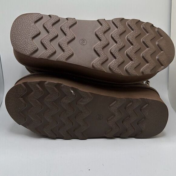 CUSHIONAIRE Women's Genuine Suede pull on platform boot +Memory Foam 8 TAUPE - Picture 5 of 7